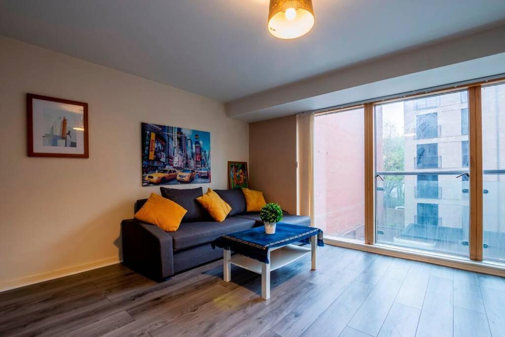 Central Apartment In The Heart Of Liverpool Exterior photo